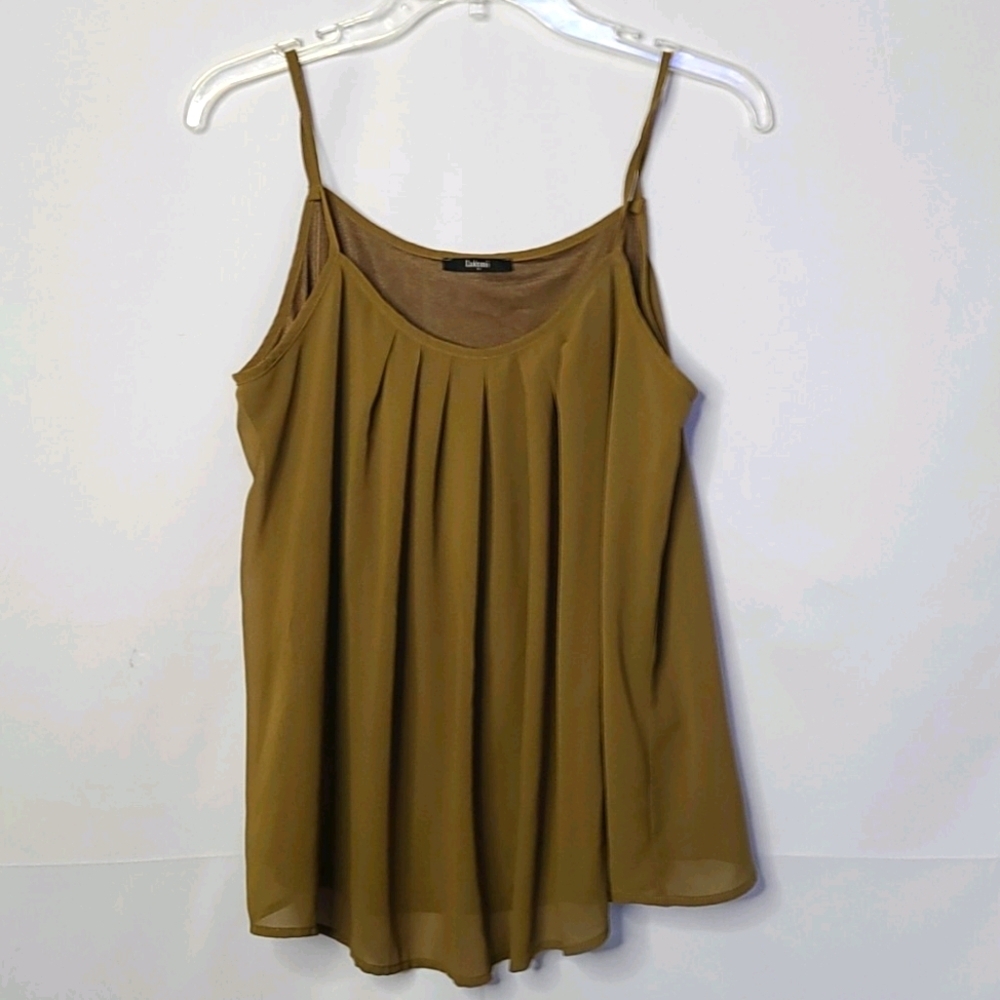 Lakshmi green spagetti strap pleated flowy top Med